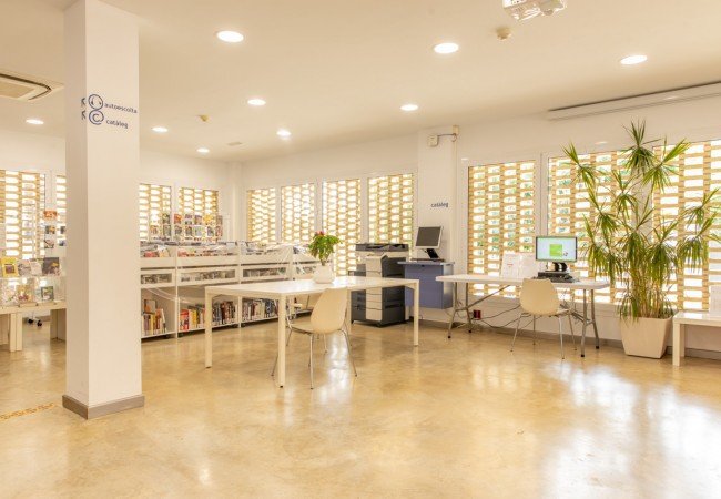 BIBLIOTECA ILTURO SALA PLANTA 0